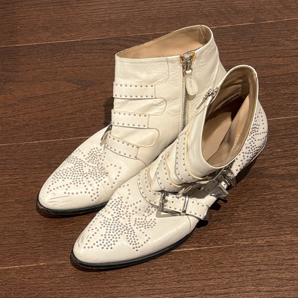Chloe Women’s Off White Studded Ankle Boots Size 40.5/10.5